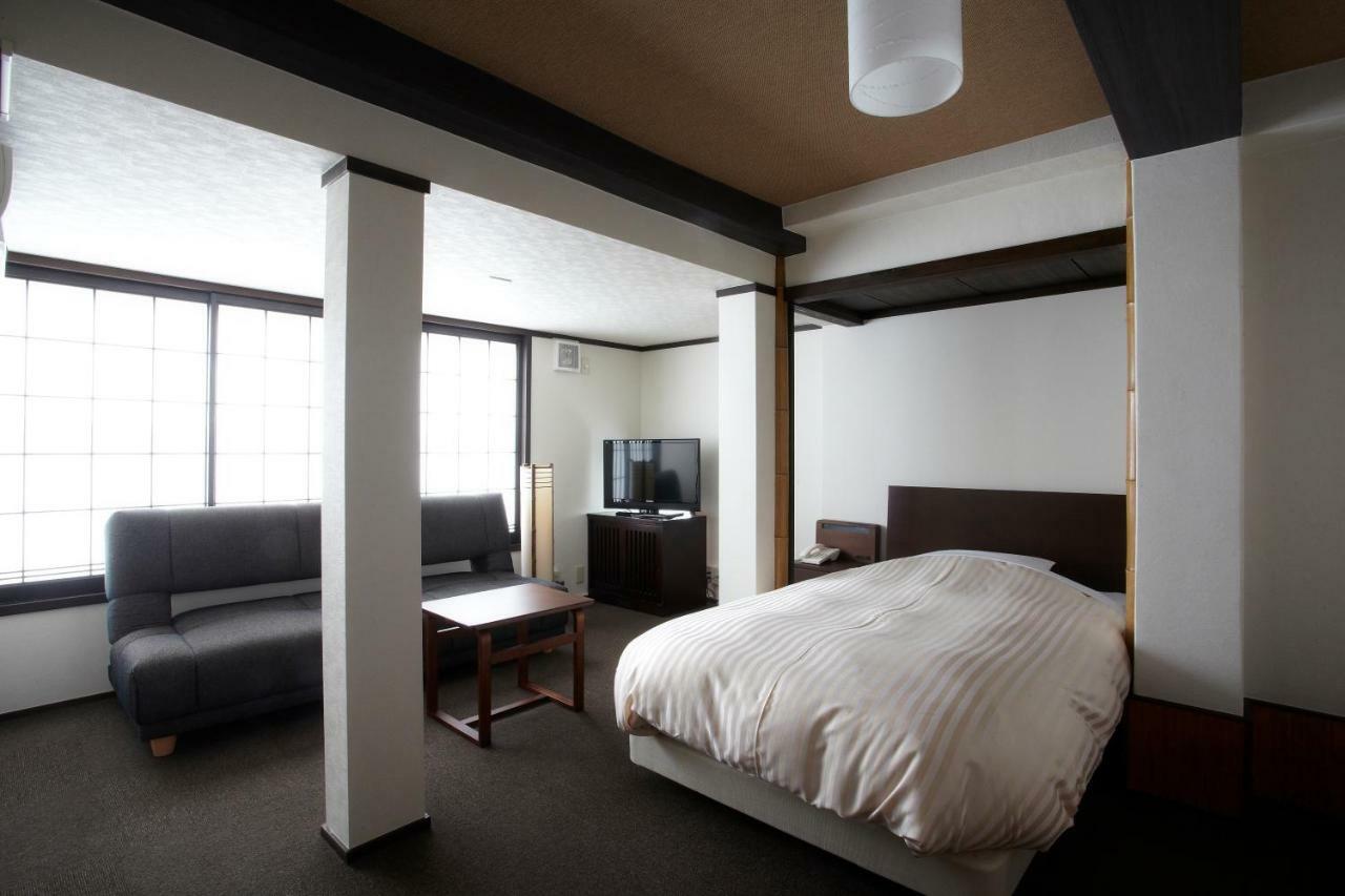 Koyado Enn Hotell Toyooka  Exteriör bild