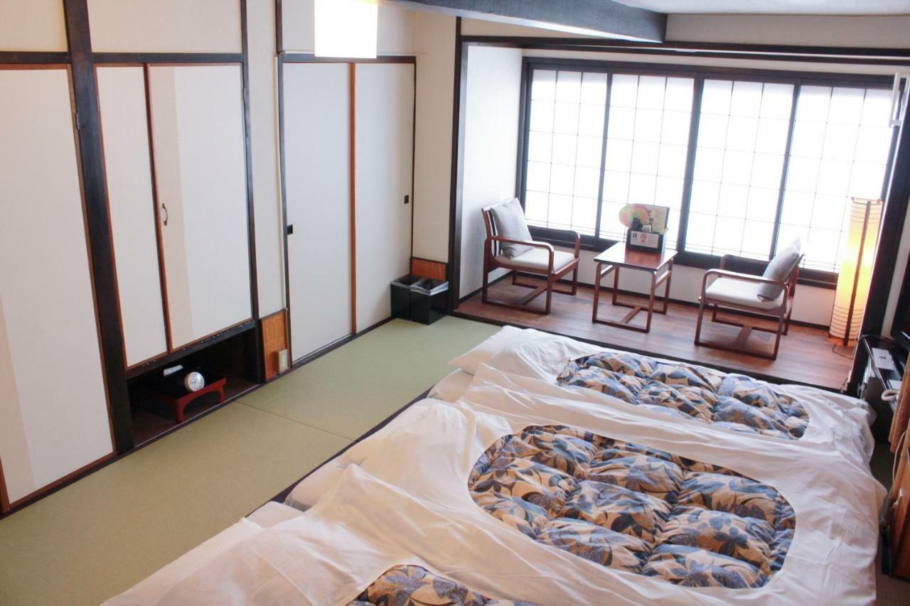 Koyado Enn Hotell Toyooka  Exteriör bild
